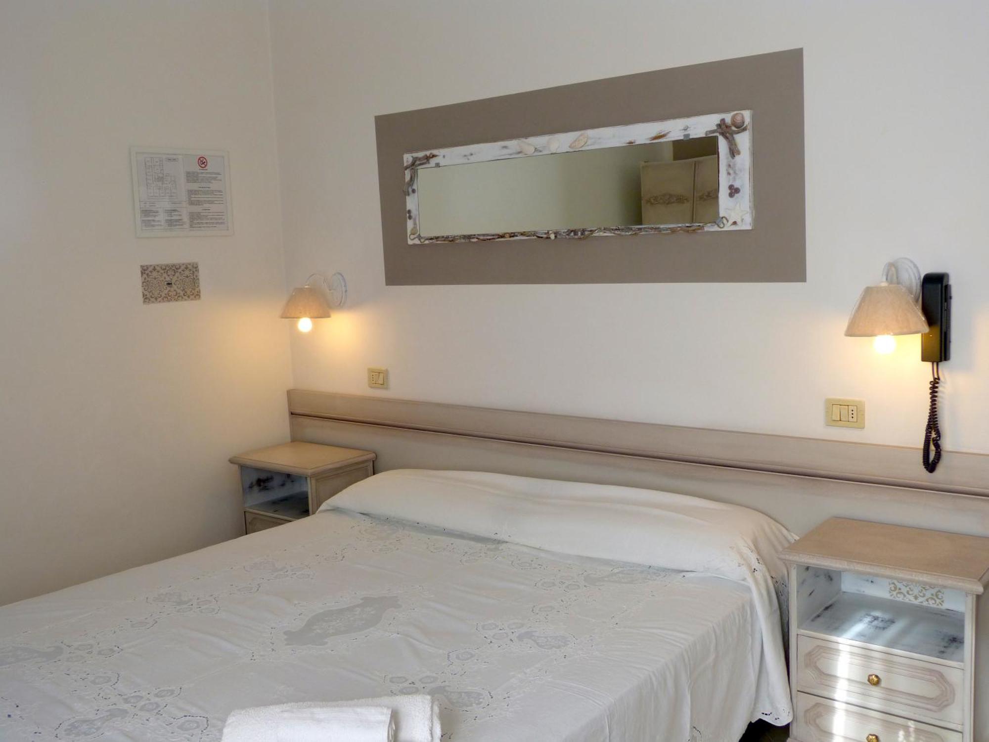 Hotel D'Annunzio Cattolica Exterior foto